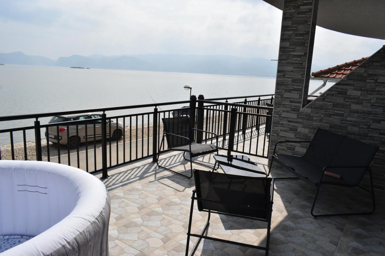 Memphis Apartment Golubac